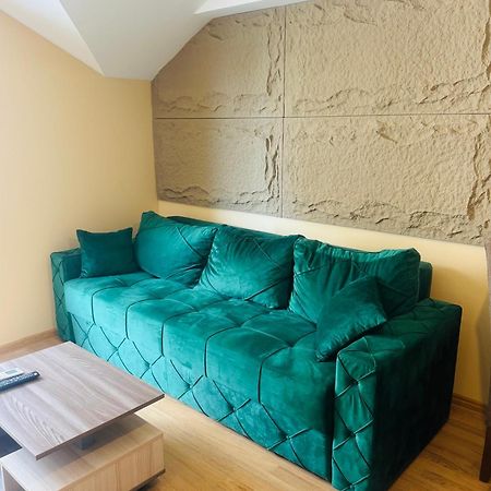 Apartmani Borova 2 Veliko Gradiste Luaran gambar