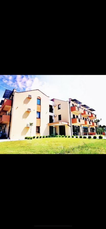 Apartmani Borova 2 Veliko Gradiste Luaran gambar