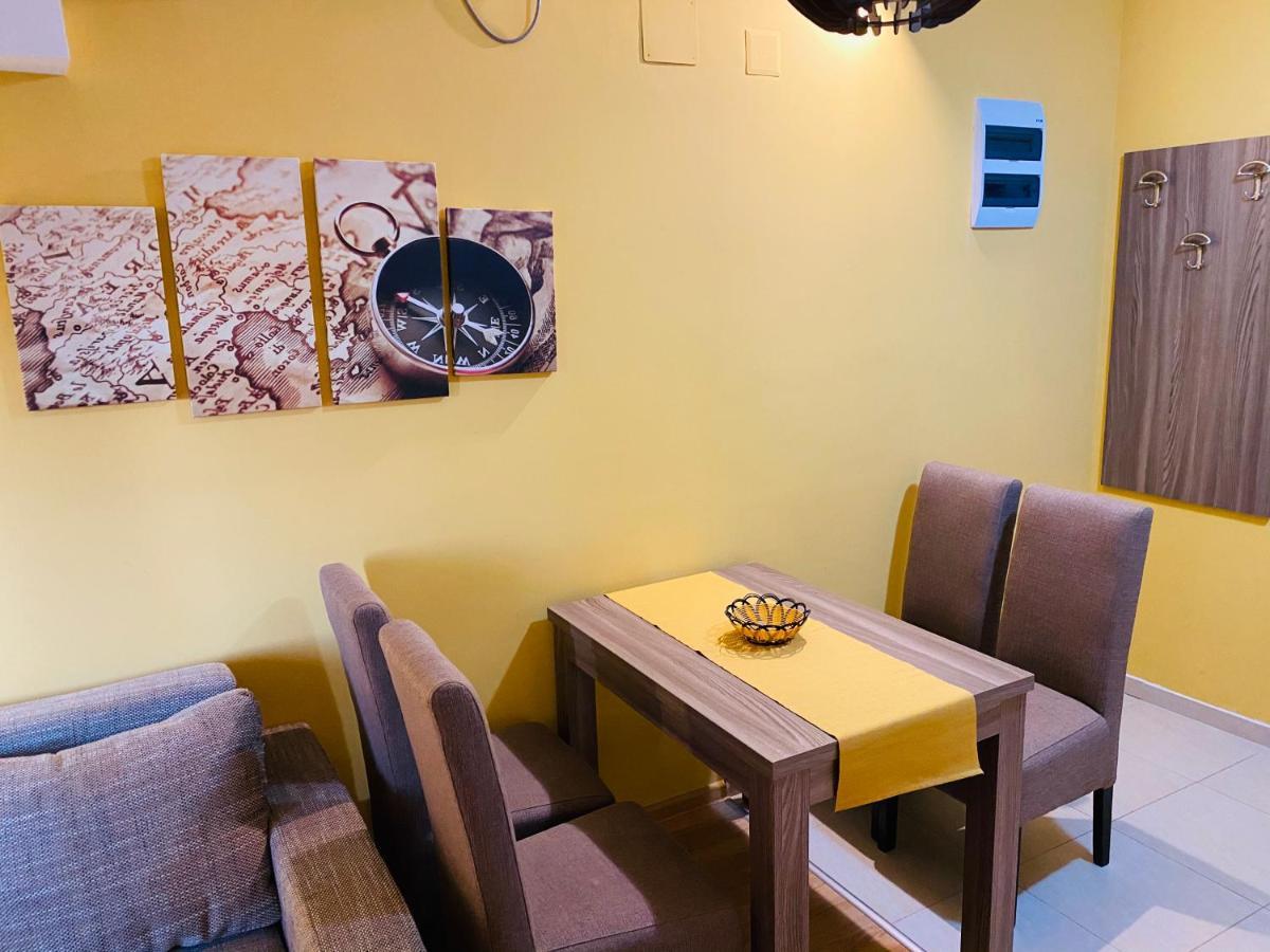 Apartmani Borova 2 Veliko Gradiste Luaran gambar