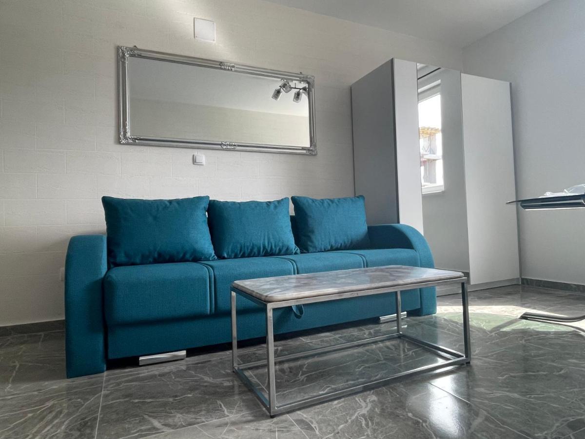 Apartmani Borova 2 Veliko Gradiste Luaran gambar