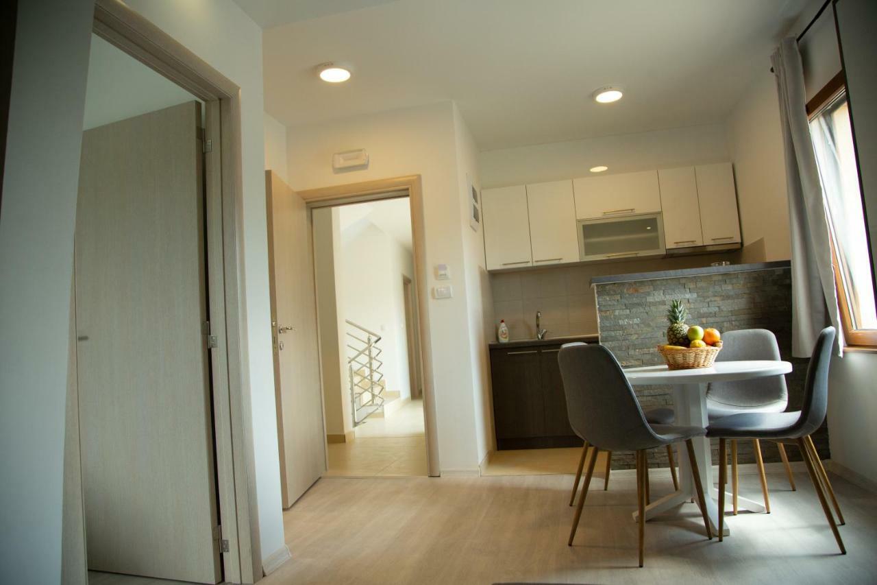 Apartmani Borova 2 Veliko Gradiste Luaran gambar