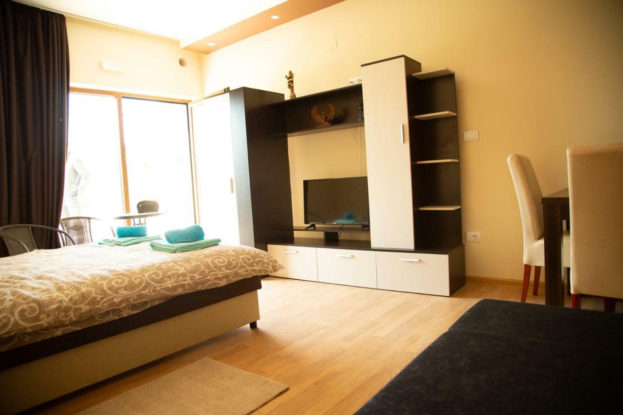 Apartmani Borova 2 Veliko Gradiste Luaran gambar